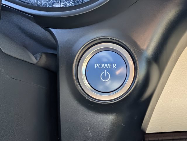 Certified 2023 Toyota Sienna XLE FWD image 18