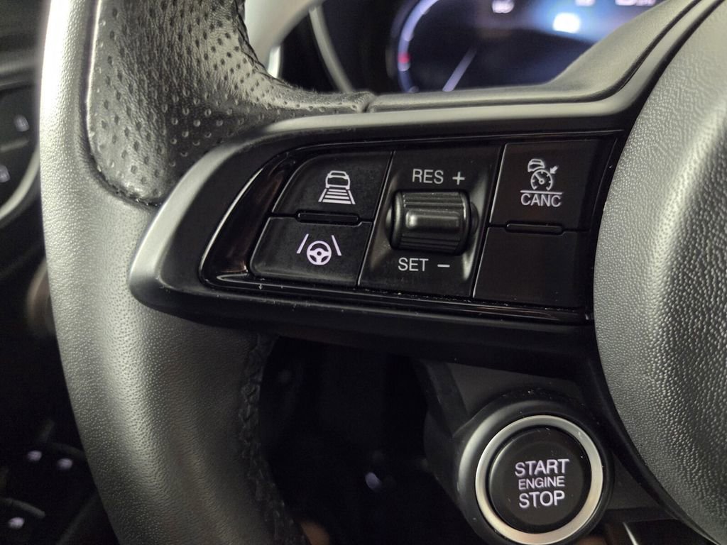 Used 2024 Alfa Romeo Giulia Veloce image 20