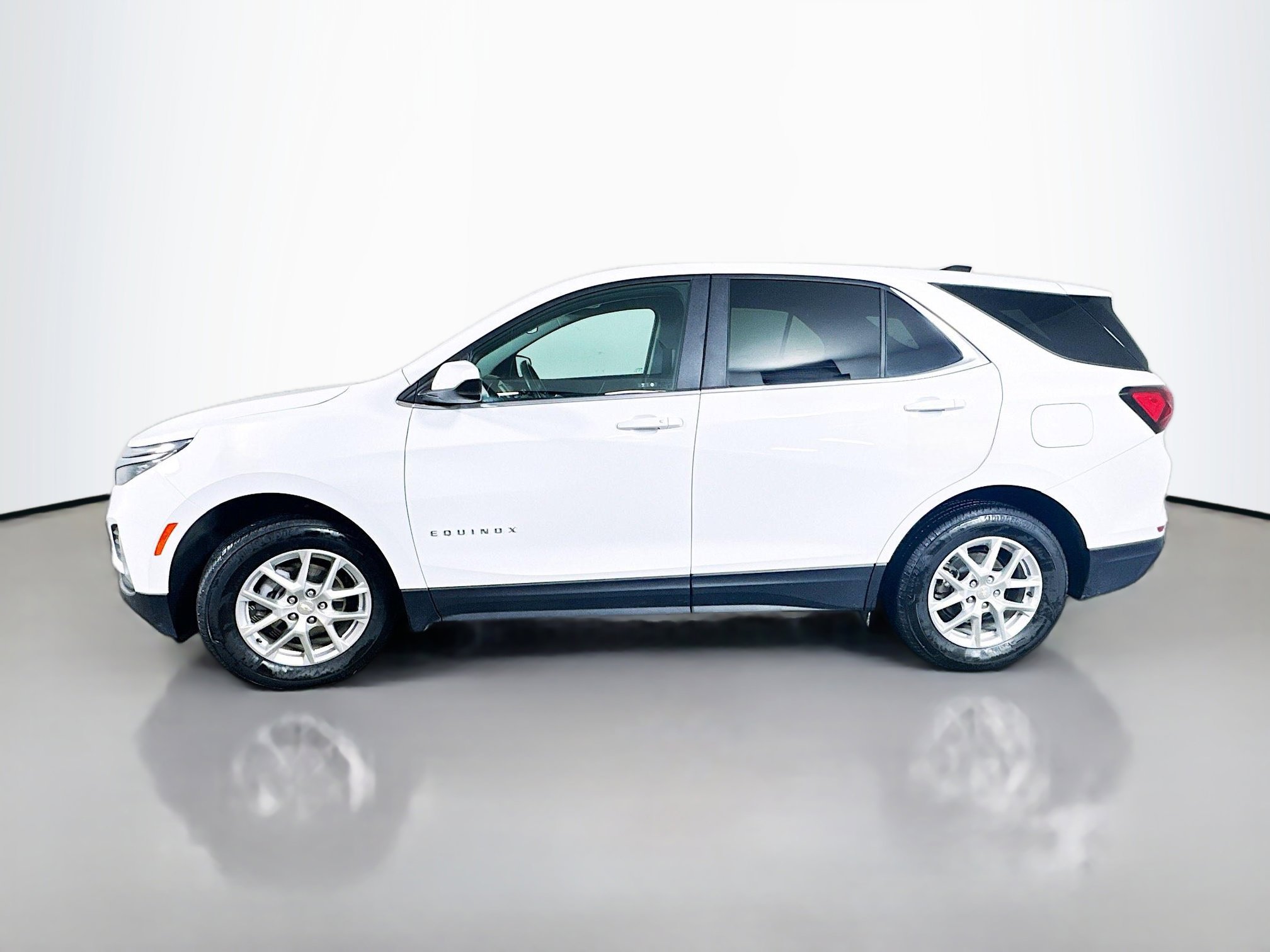 Used 2024 Chevrolet Equinox LT image 4