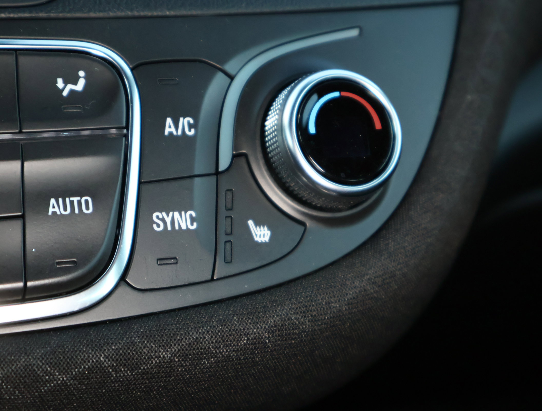 Used 2025 Chevrolet Malibu LT image 19