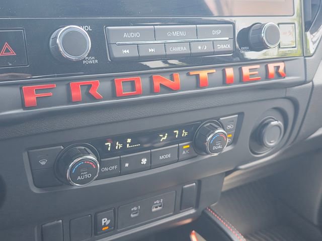 Used 2025 Nissan Frontier PRO-4X image 26