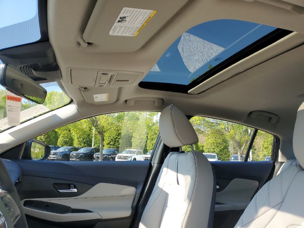 New 2026 Nissan Sentra SL w/ Floor Mat Package FWD image 16
