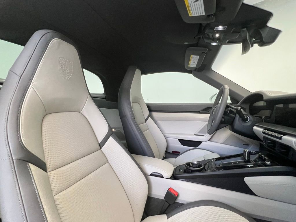Certified 2025 Porsche 911 Targa 4 GTS image 17