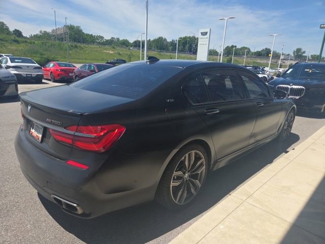 Used 2018 BMW M760i xDrive AWD/4WD image 8