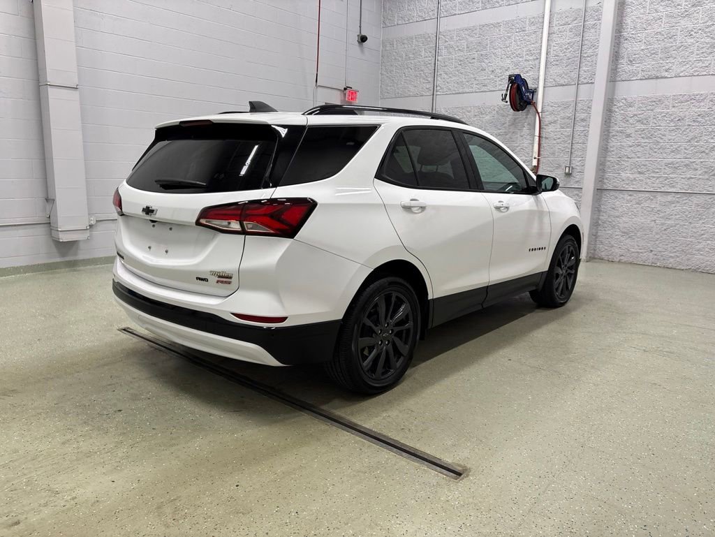 Used 2024 Chevrolet Equinox RS w/ RS Leather Package AWD/4WD image 4
