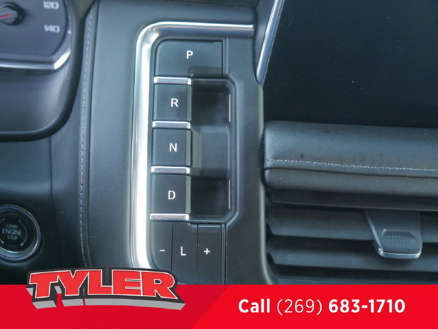 Used 2021 Chevrolet Tahoe Z71 w/ Z71 Signature Package AWD/4WD image 33