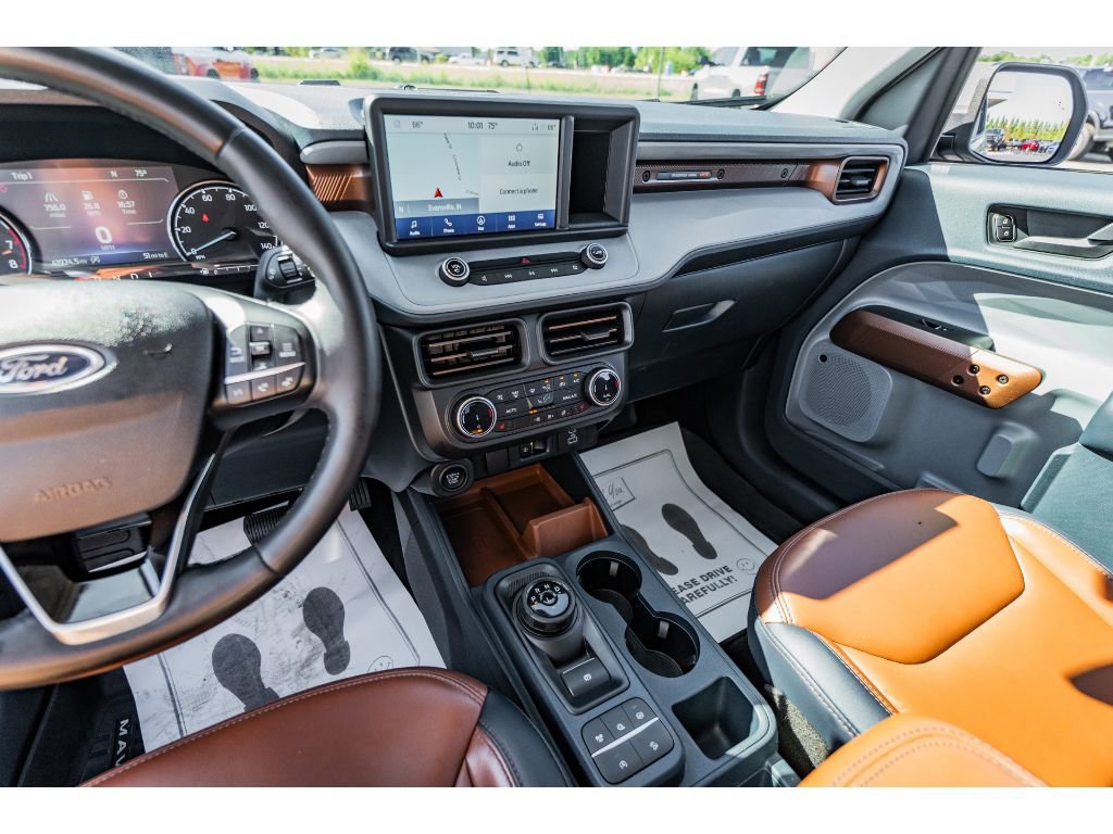 Used 2023 Ford Maverick Lariat w/ Lariat Luxury Package image 15