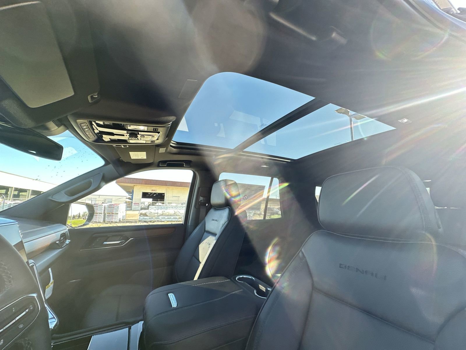 New 2026 GMC Yukon Denali w/ Sun & Power Step Package AWD/4WD image 19