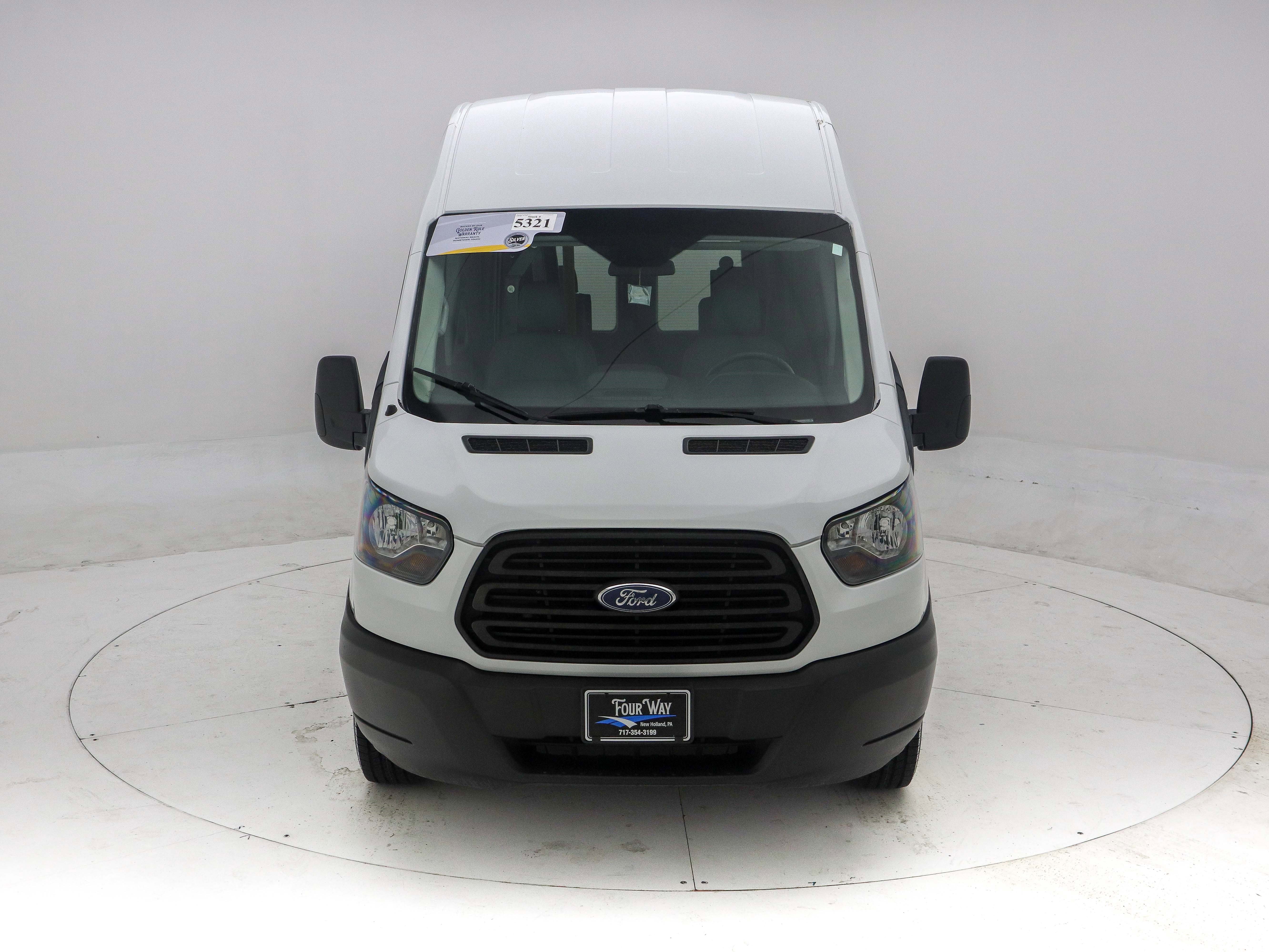 Used 2019 Ford Transit 350 XL image 10