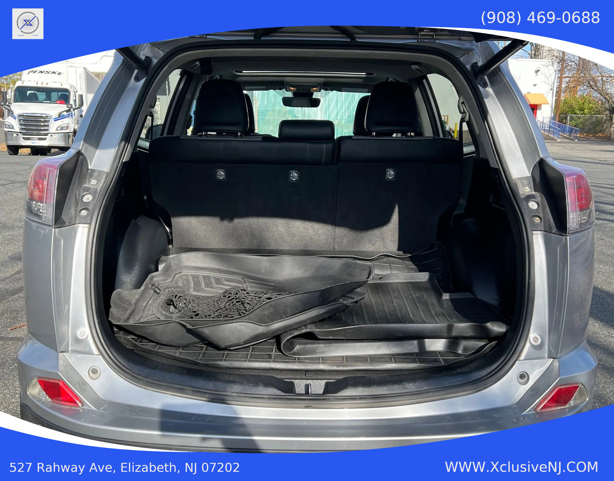 Used 2017 Toyota RAV4 Limited image 28