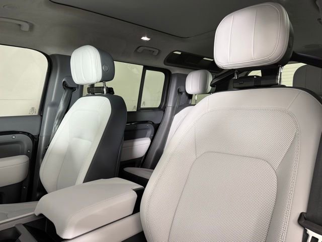 New 2026 Land Rover Defender 110 X image 15