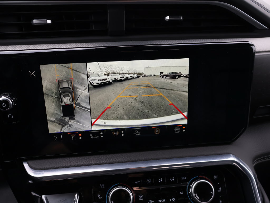 Used 2024 GMC Sierra 1500 Denali AWD/4WD image 25