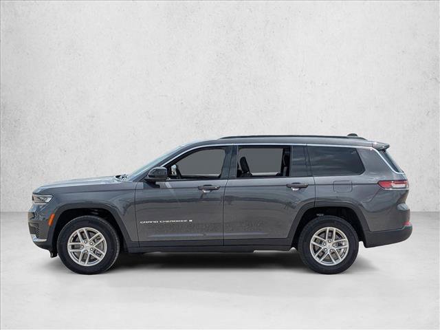 Used 2025 Jeep Grand Cherokee L Laredo AWD/4WD image 8