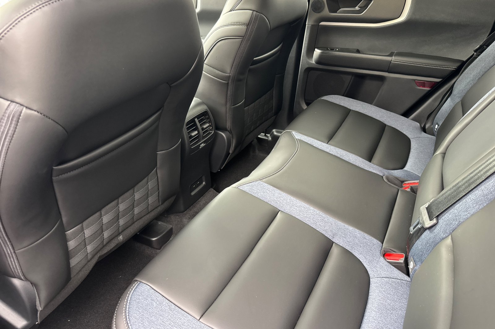 New 2026 Ford Bronco Sport Outer Banks w/ Outer Banks Tech Package+ AWD/4WD image 9