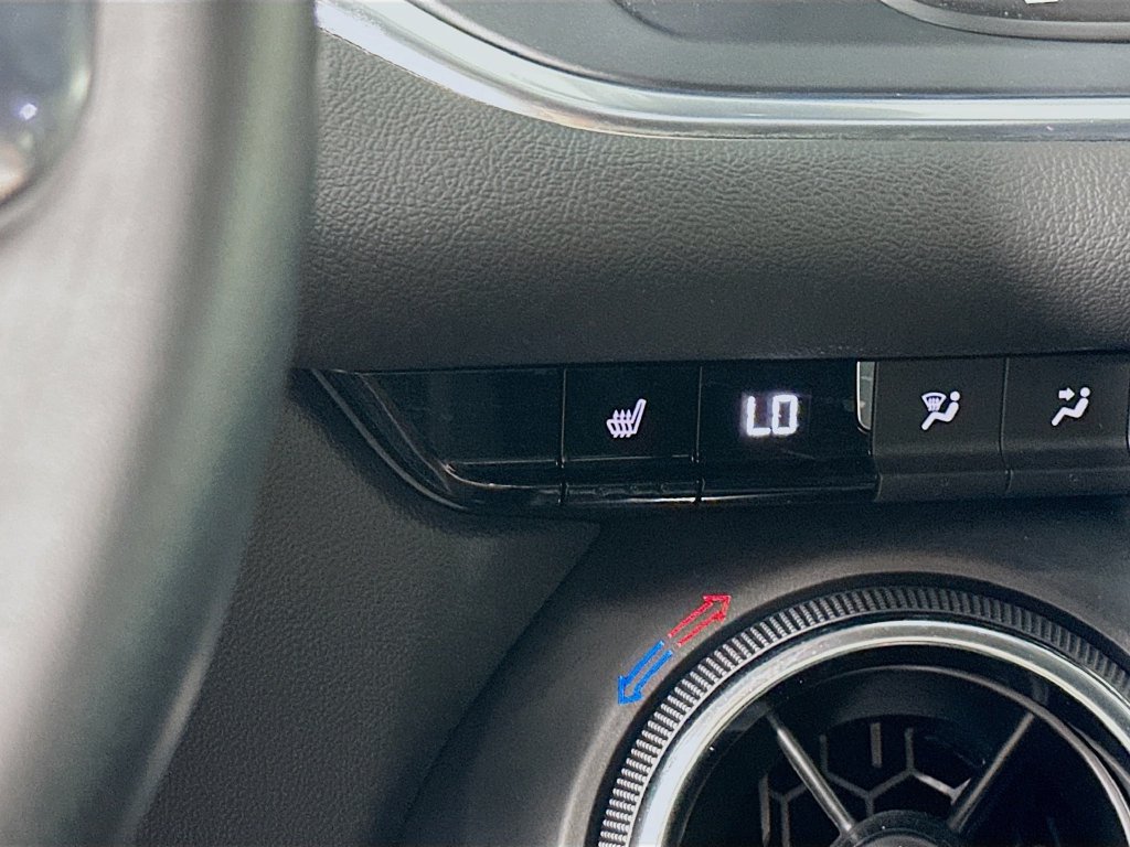 Used 2024 Chevrolet Blazer LT FWD image 27
