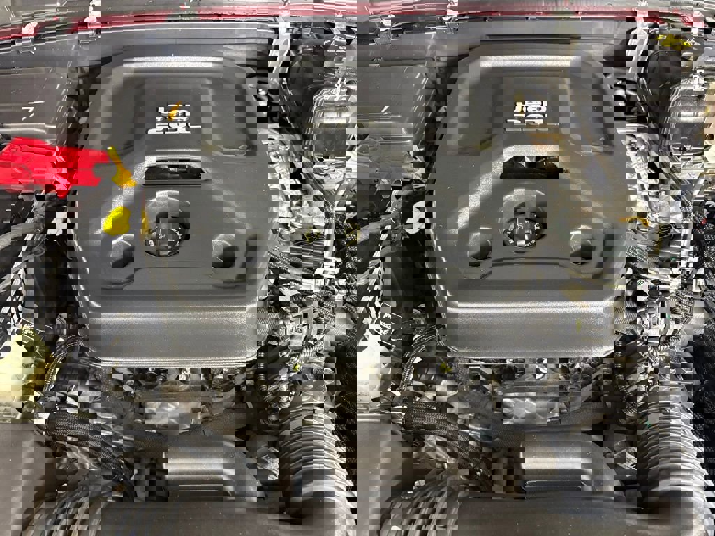 Used 2022 Jeep Wrangler Unlimited Sahara image 38