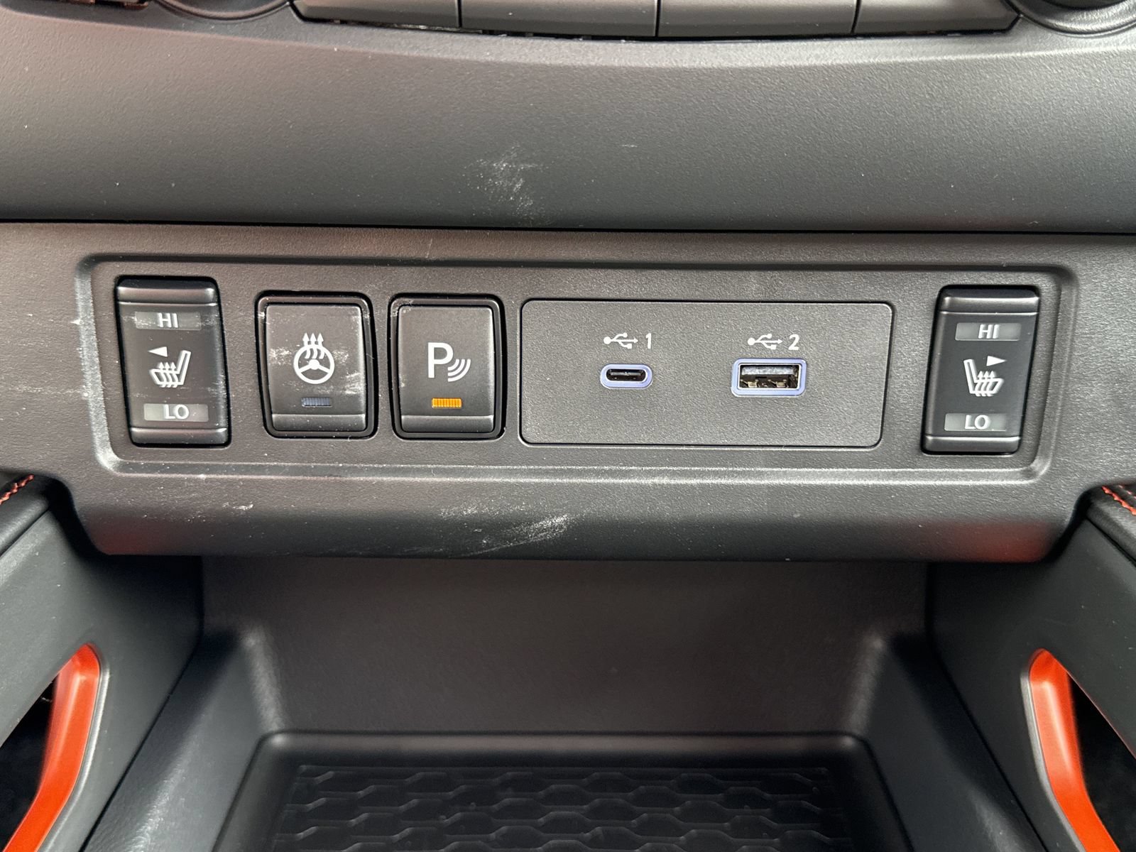 New 2026 Nissan Frontier PRO-4X w/ Pro Premium Package AWD/4WD image 9