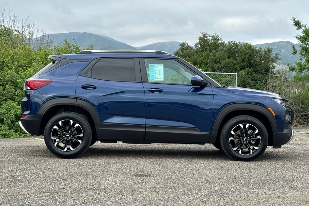 Certified 2023 Chevrolet TrailBlazer LT w/ Convenience Package image 3