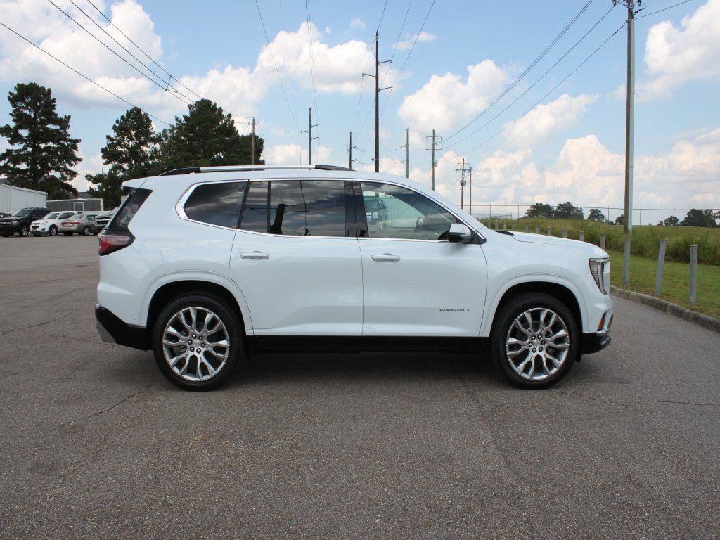 New 2026 GMC Acadia Denali w/ Super Cruise Package image 20