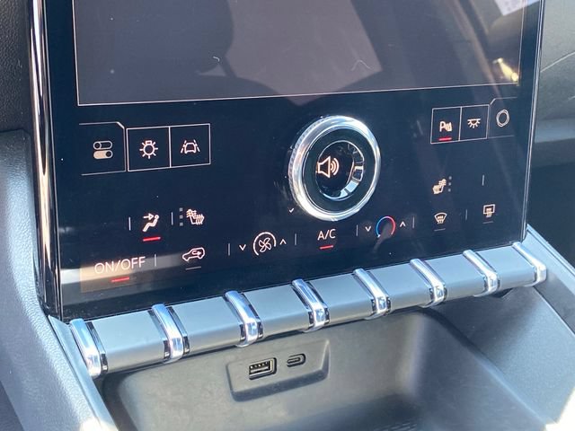 Certified 2026 GMC Terrain Elevation AWD/4WD image 15