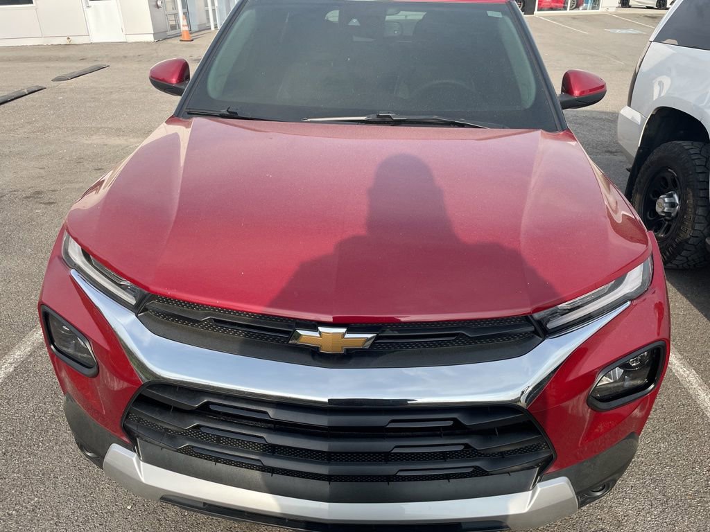 Used 2021 Chevrolet TrailBlazer LT w/ Sun and Liftgate Package image 1
