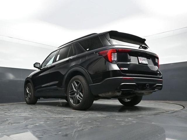 Used 2025 Ford Explorer ST-Line AWD/4WD image 55