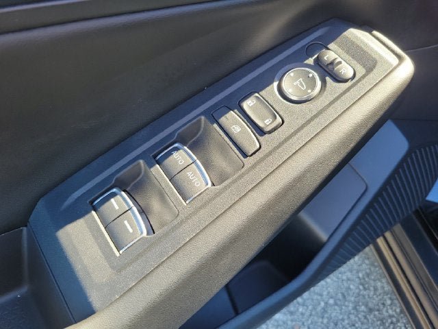 Certified 2023 Honda Accord EX image 24