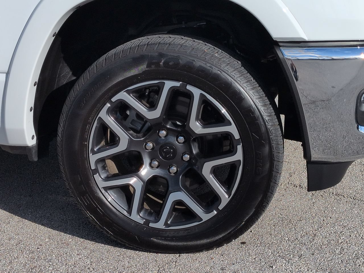 Certified 2026 RAM 1500 Laramie AWD/4WD image 11