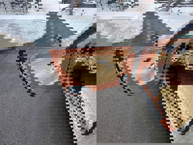 Used 2023 Bentley Continental GT image 29