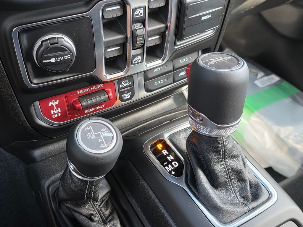 New 2026 Jeep Gladiator Rubicon AWD/4WD image 18