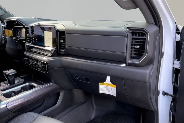 Used 2023 Chevrolet Silverado 1500 LTZ image 18