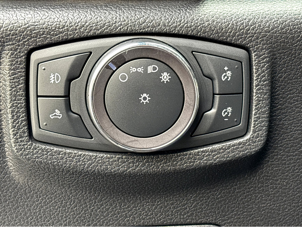 Used 2018 Ford F150 XLT w/ Equipment Group 301A Mid image 12