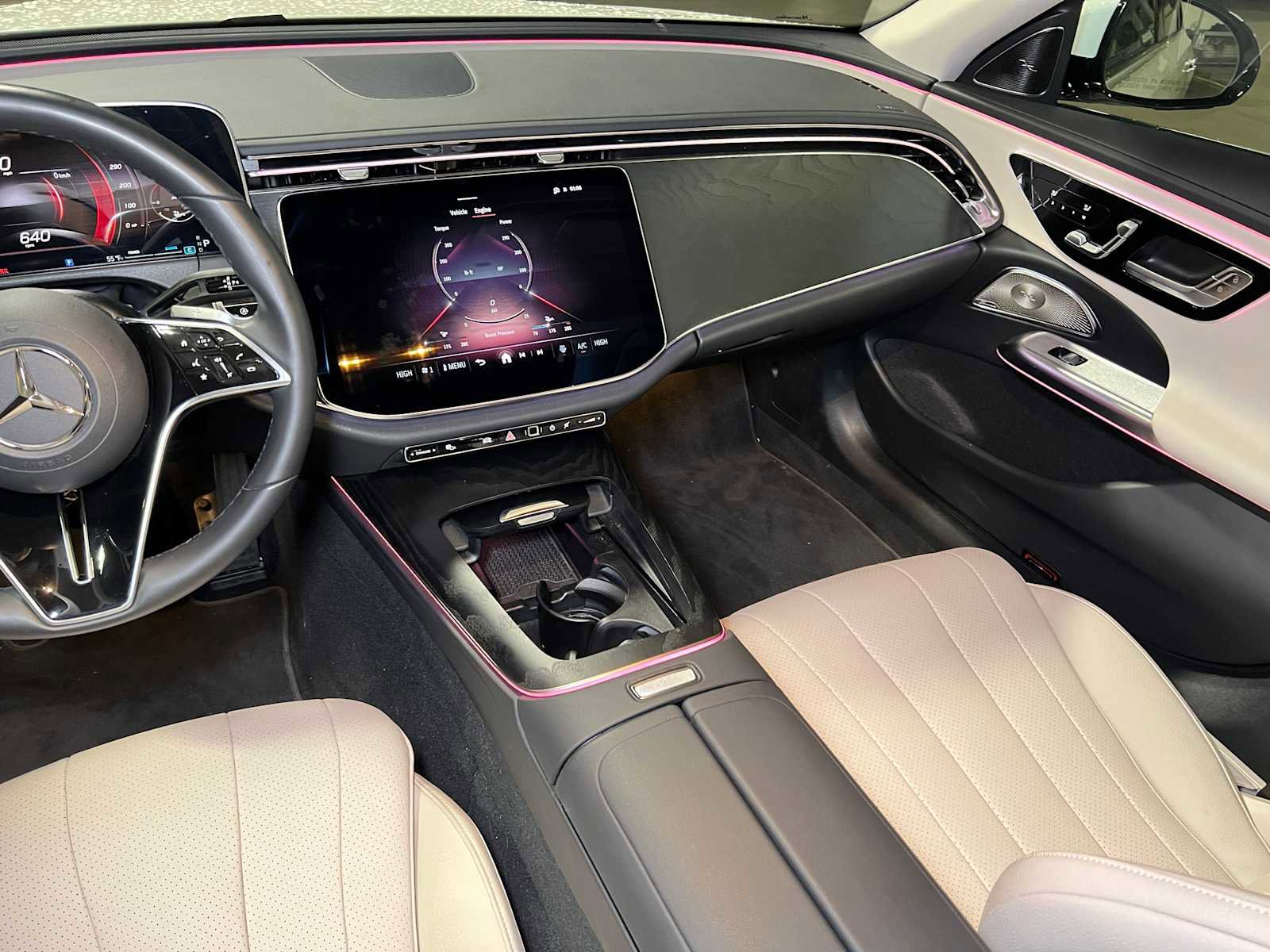 Used 2025 Mercedes-Benz E 350 4MATIC Sedan image 38