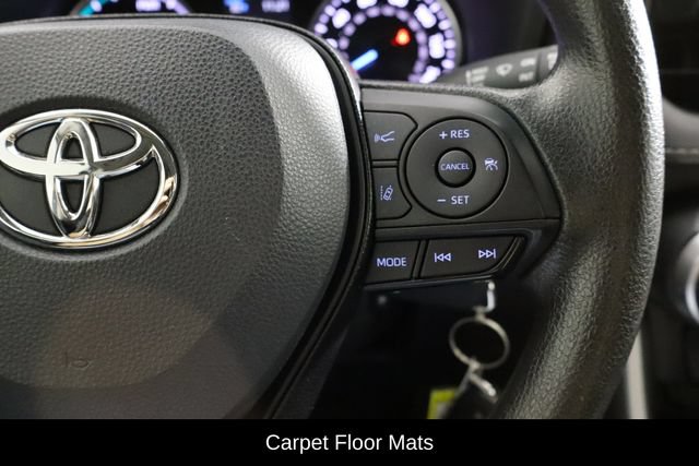Used 2021 Toyota RAV4 LE w/ Carpet Mat Package (TMS) AWD/4WD image 10