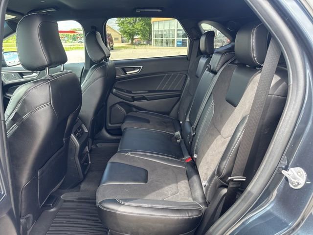 Used 2024 Ford Edge ST image 10