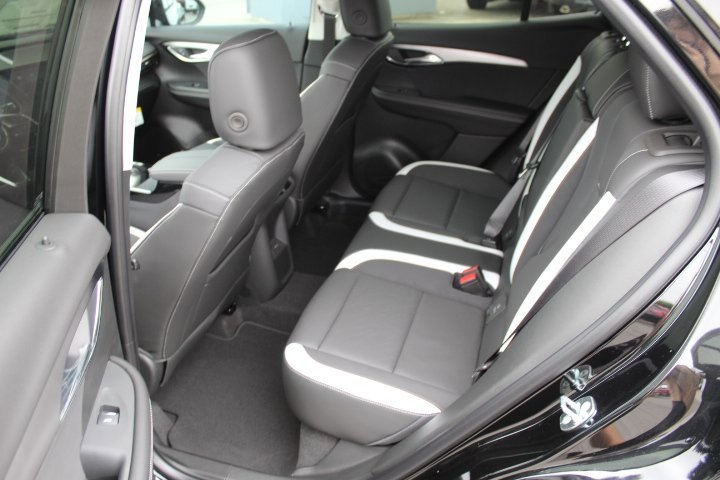 New 2025 Buick Envision Sport Touring image 13