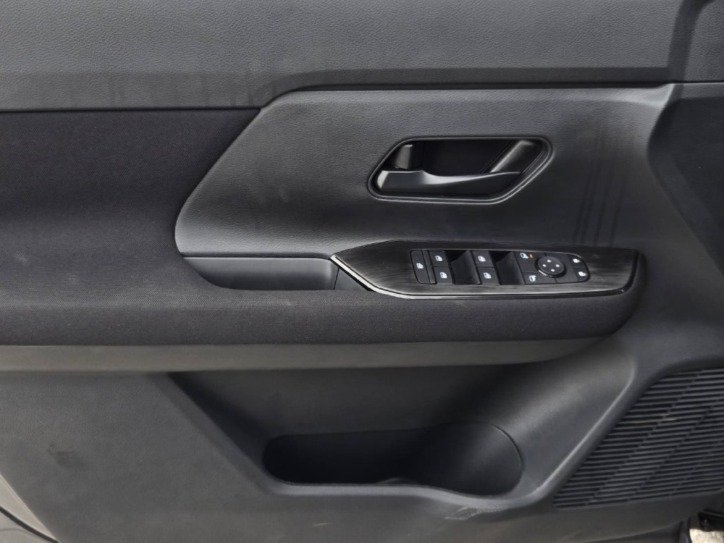 New 2026 Nissan Kicks S FWD image 16