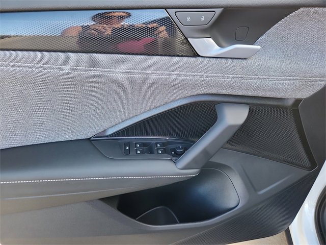 New 2026 Volkswagen Tiguan S image 6