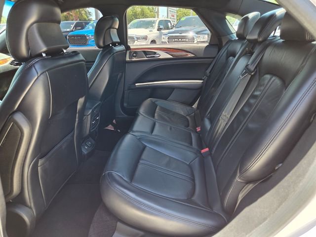 Used 2019 Lincoln MKZ Reserve w/ Reserve Plus Package AWD/4WD image 13