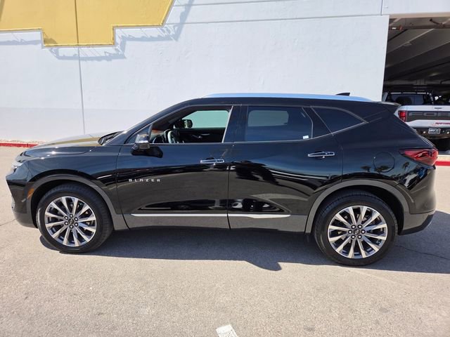 Certified 2023 Chevrolet Blazer Premier w/ Enhanced Convenience Package image 3