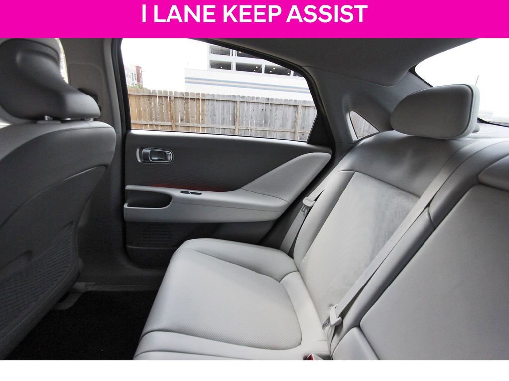 Used 2024 Hyundai Ioniq 6 Limited image 12