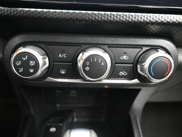 Used 2024 Nissan Kicks SV image 15