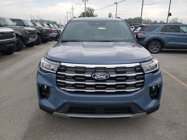 New 2027 Ford Explorer Active AWD/4WD image 10