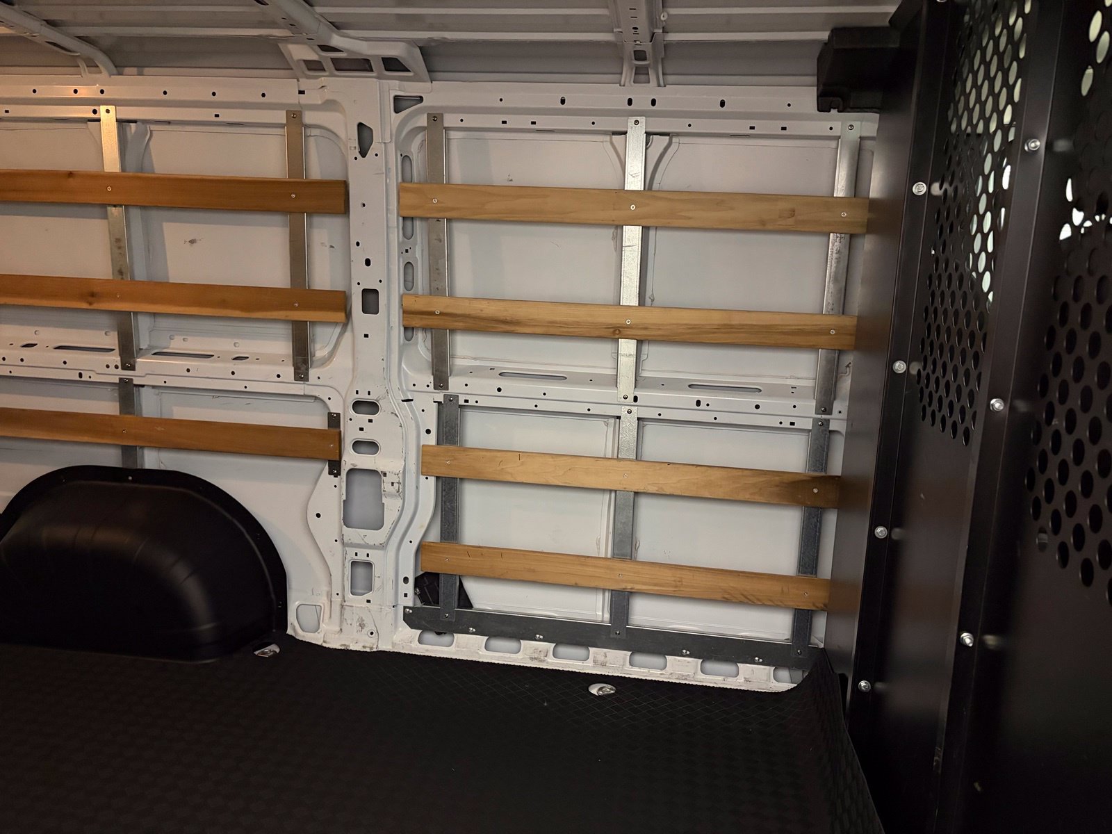 Used 2025 RAM ProMaster 2500 w/ U-Haul Equipment Group FWD image 29