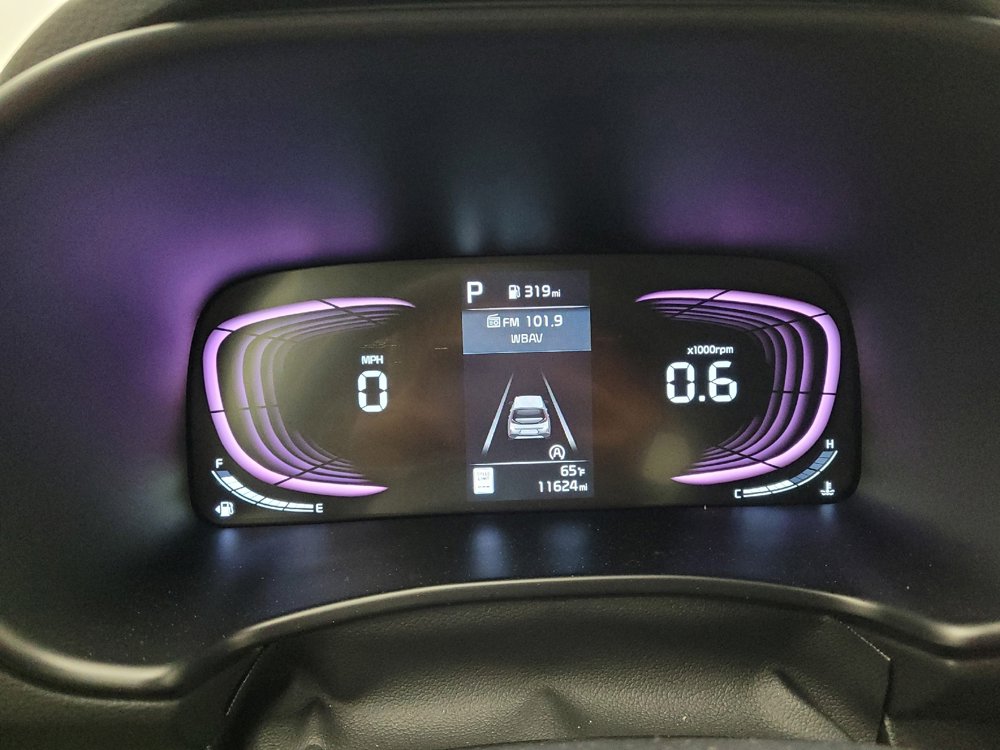 Used 2025 Kia Soul LX image 23