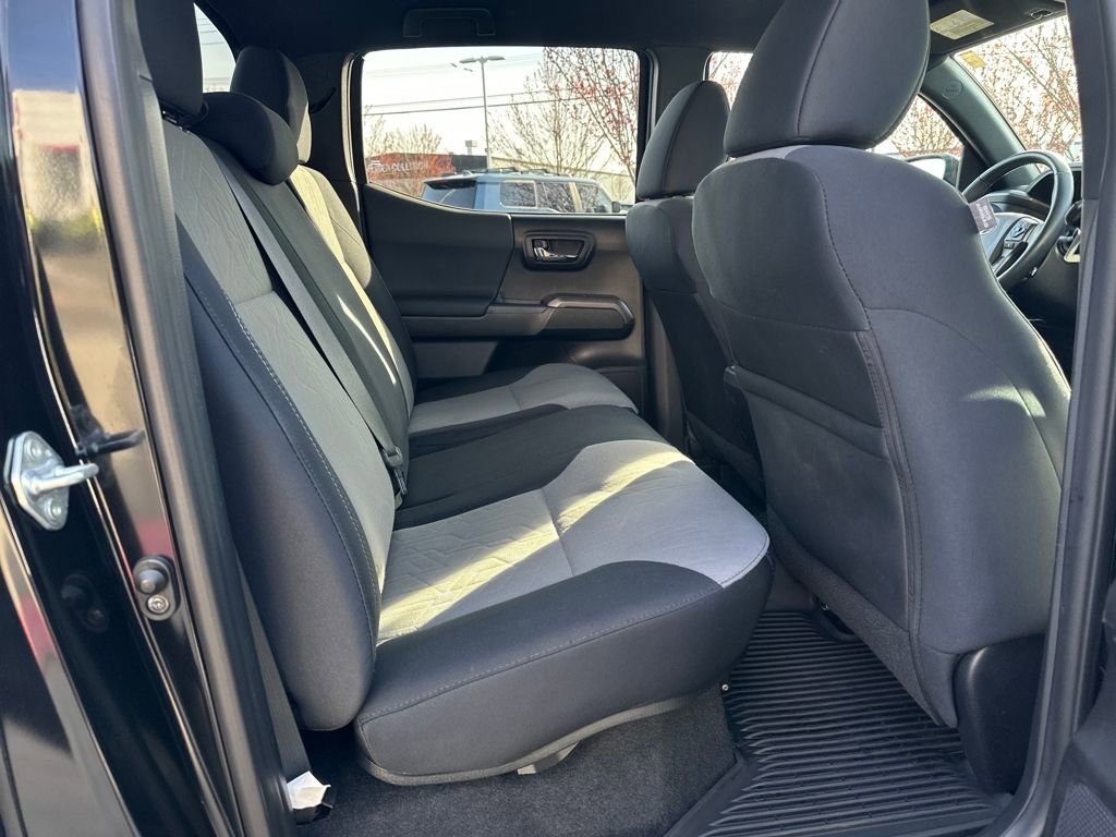 Certified 2021 Toyota Tacoma TRD Off-Road w/ Technology Package image 15