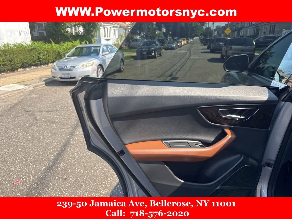 Used 2022 Audi Q8 Premium Plus w/ Premium Plus Package image 24