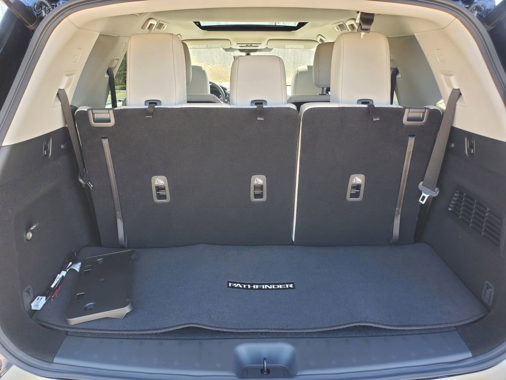 New 2026 Nissan Pathfinder SL AWD/4WD image 8