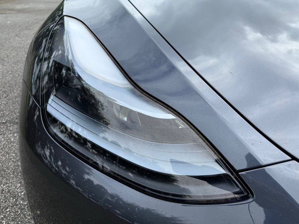 Used 2025 Tesla Model Y Long Range image 4