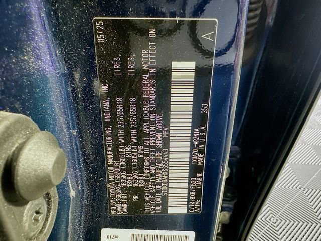 Certified 2025 Toyota Highlander LE image 31